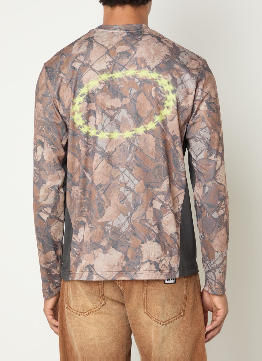 Obey Basecamp longsleeve met print - detail bruin