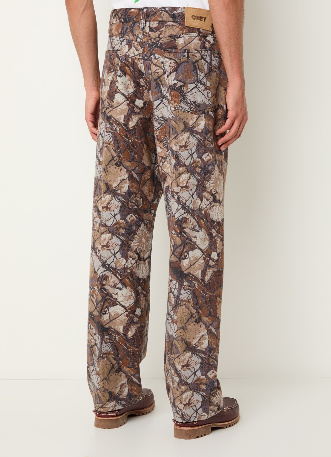 Obey Classic loose fit jeans met steekzakken - achterkant 5 bruin