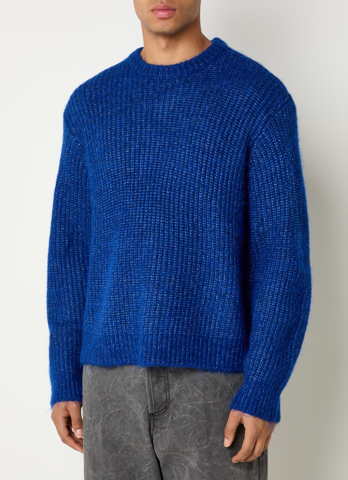 Obey Dexter grofgebreide trui in wolblend - detail 4 royalblauw