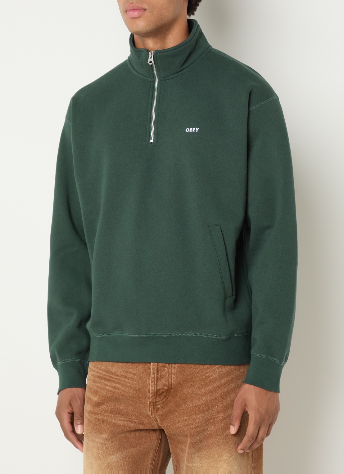 Obey Established Works sweater met halve rits en logoborduring - detail 3 donkergroen