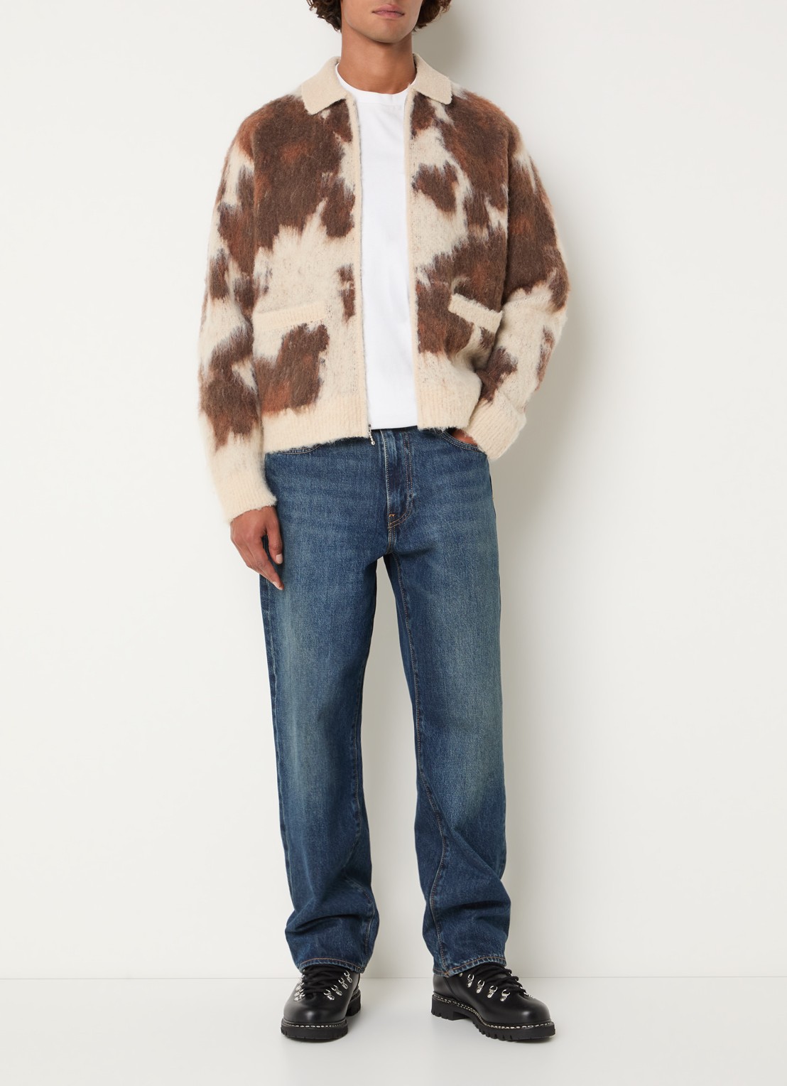 Obey Grofgebreid vest in alpaca wolblend met print - voorkant 4 bruin