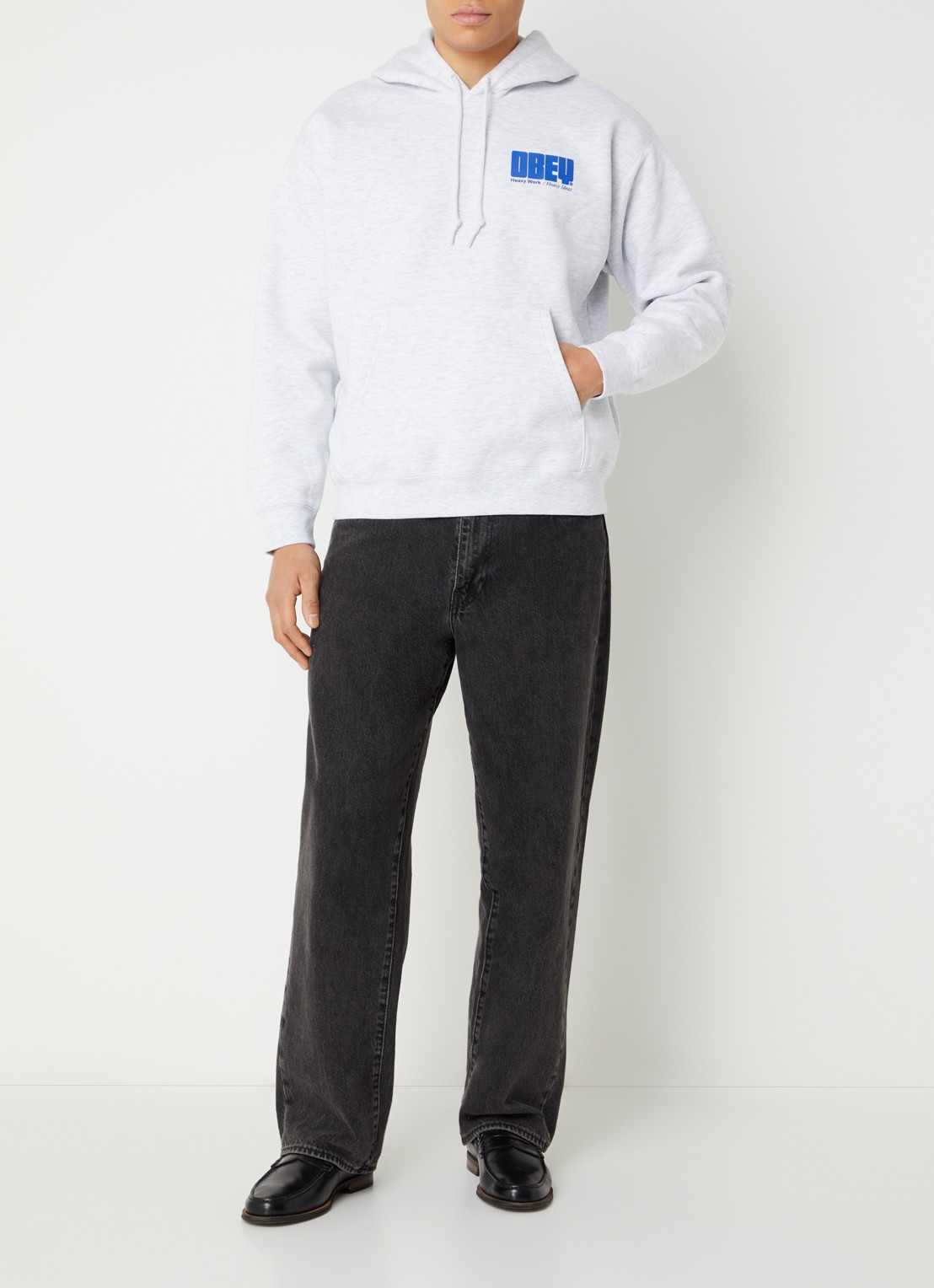 Obey Hoodie met front- en backprint - voorkant 2 grijs