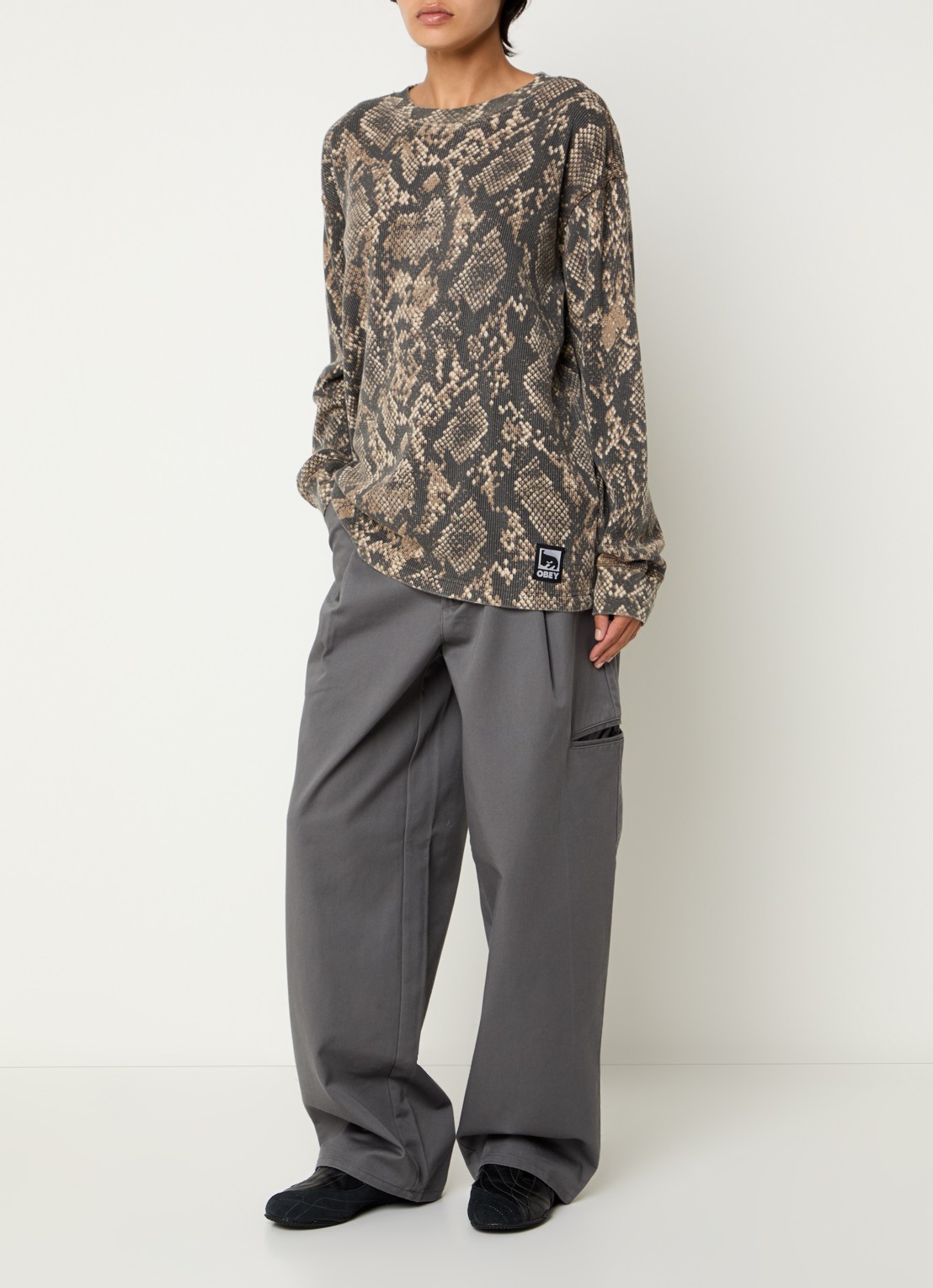 Obey Longsleeve met slangenprint en structuur - voorkant 4 bruin
