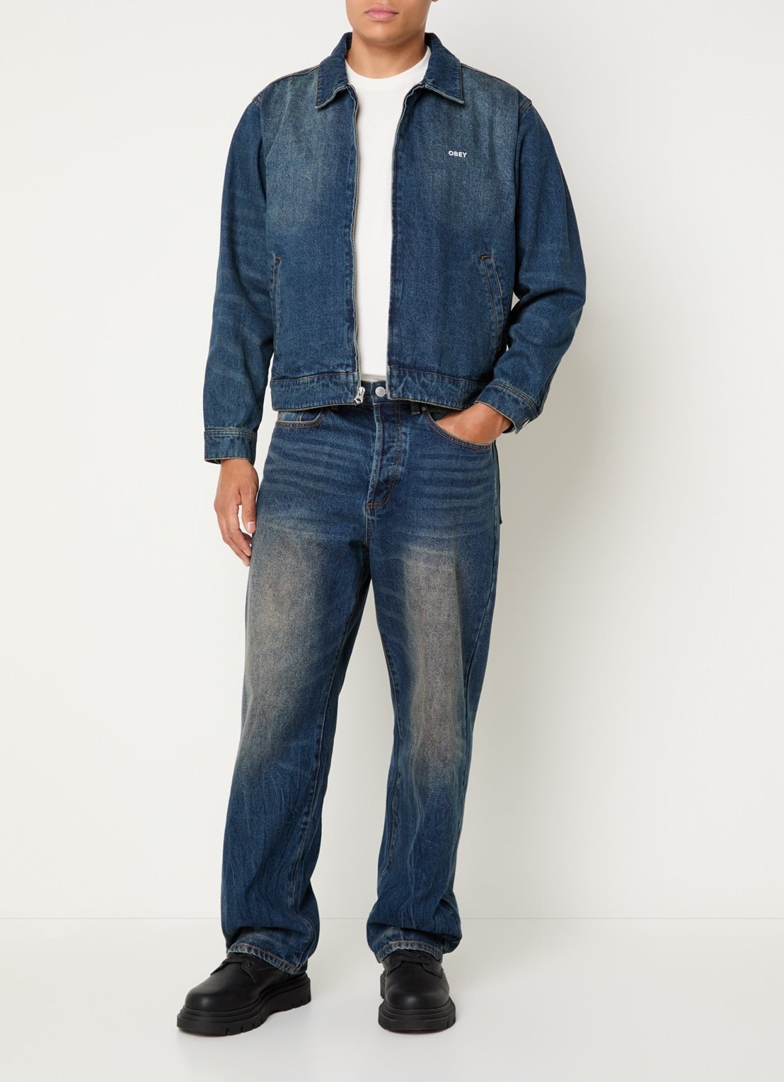 Obey Mid waist straight leg jeans met medium wassing - voorkant 2 indigo