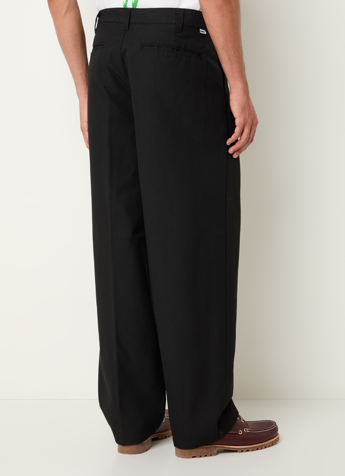 Obey Oliver loose fit pantalon met persplooi - achterkant 3 zwart