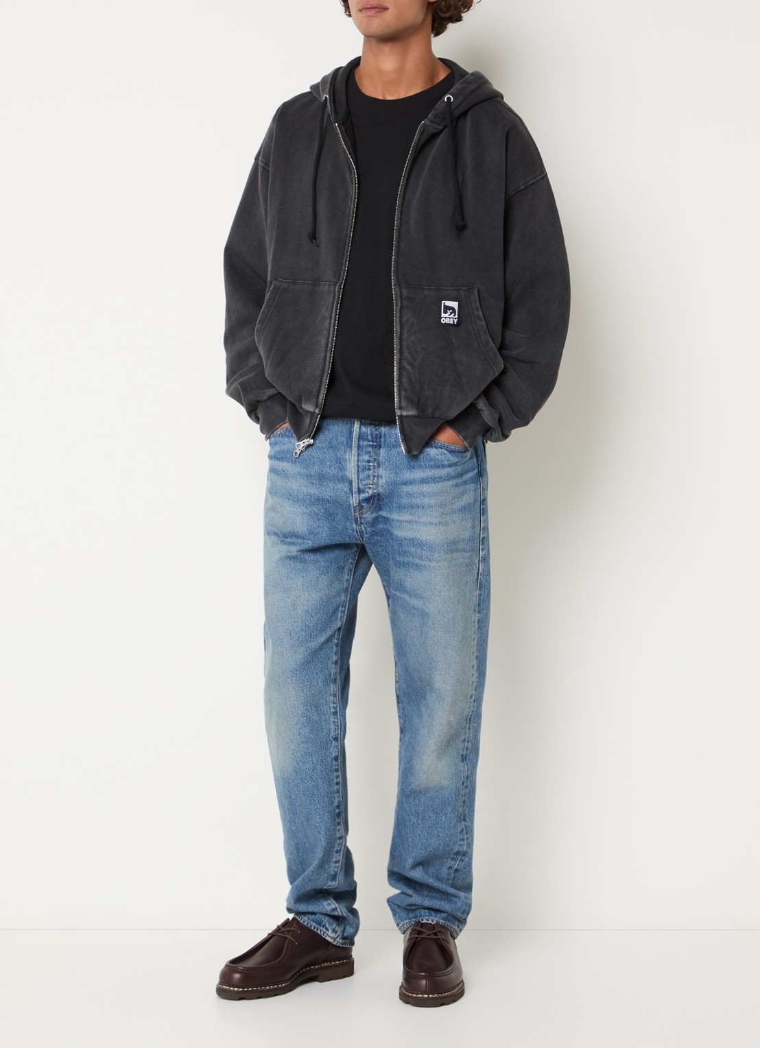 Obey Post sweatvest met logo - voorkant 4 antraciet