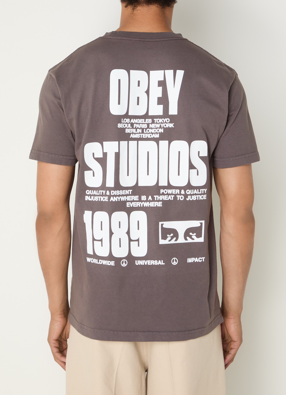 Obey Stamped T-shirt met logo- en backprint - detail zwart