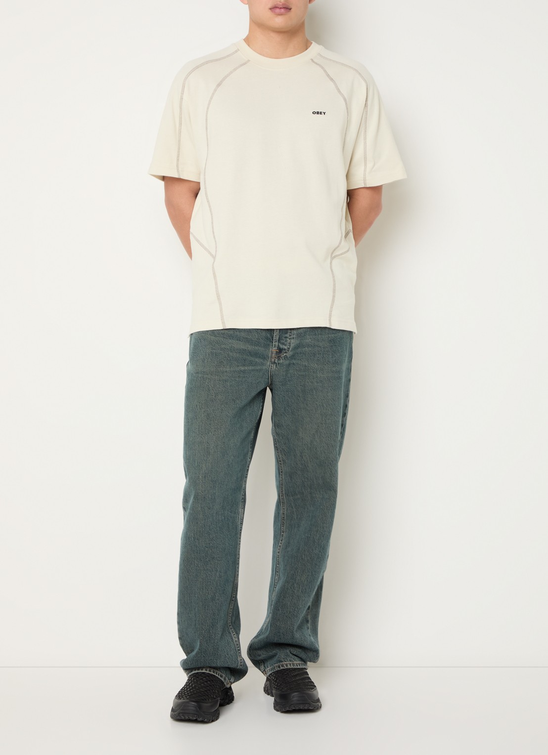 Obey T-shirt met logo - voorkant 4 beige