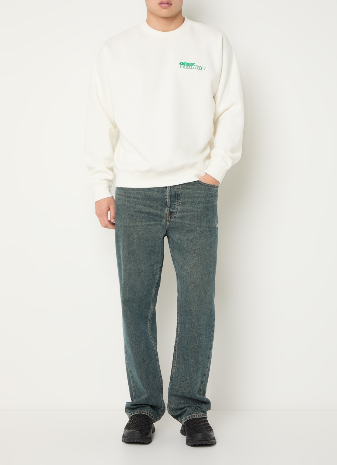 Obey Tonic sweater met logoborduring - voorkant 4 gebroken wit