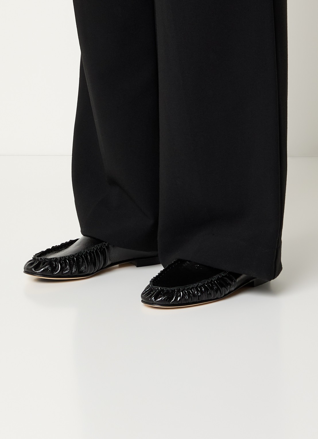 Odare Elena loafer van leer met lakfinish - voorkant 6 zwart