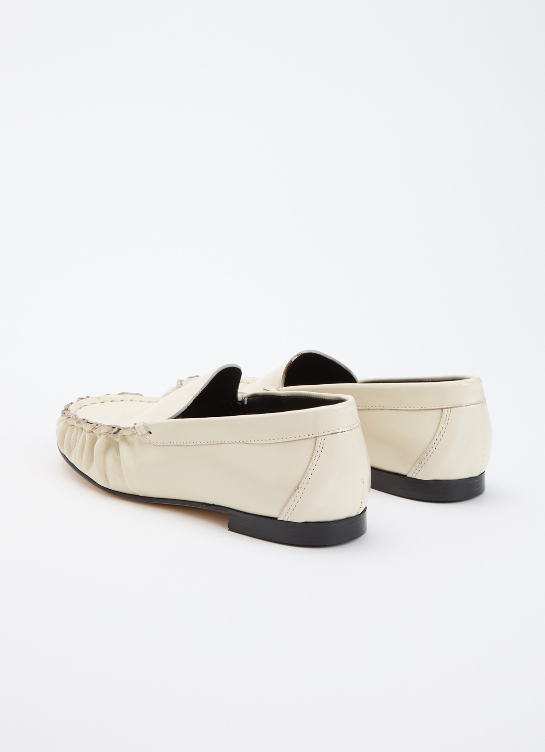 Odare Elena loafer van leer met lakfinish - achterkant gebroken wit