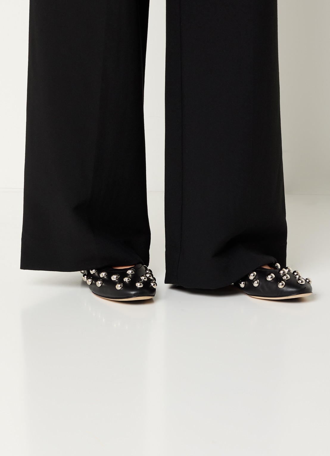 Odare Penna ballerina van leer met studs - voorkant 5 zwart