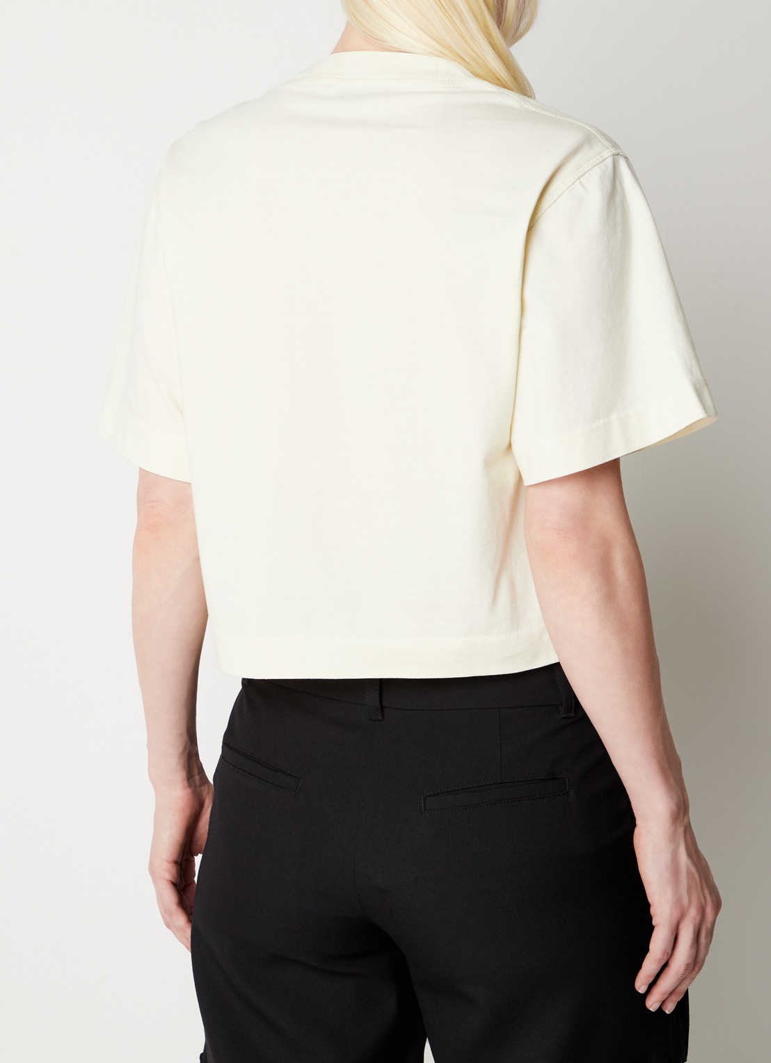Off-White Arrow cropped T-shirt met logo - achterkant ivoor