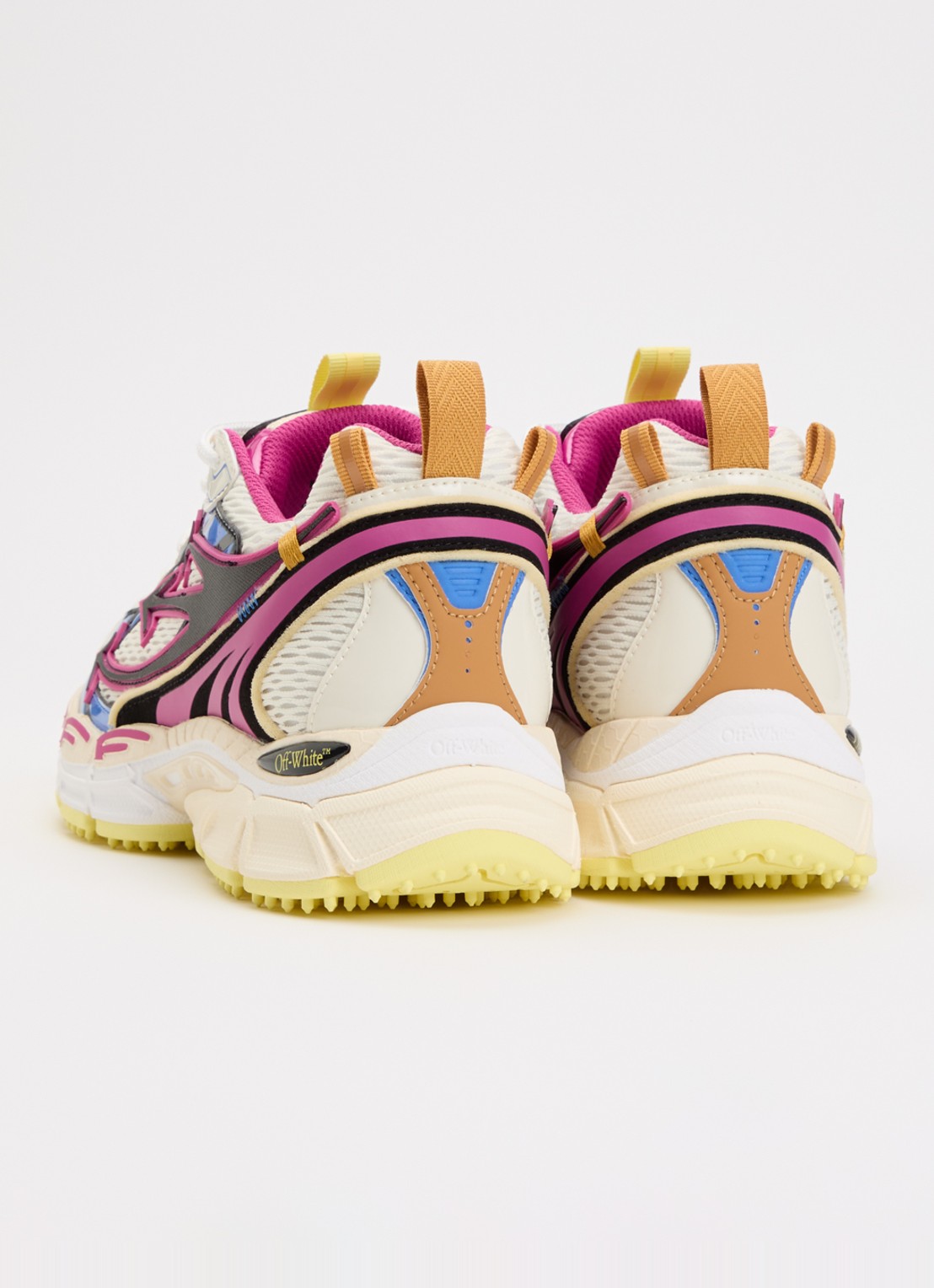 Off-White Be Right Back sneaker met mesh details - achterkant fuchsia