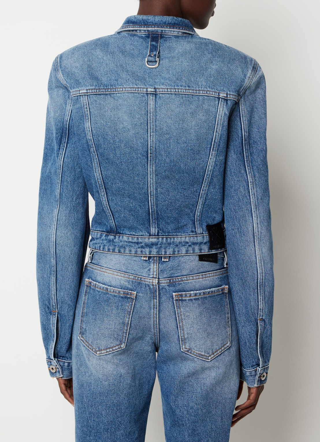 Off-White Cargo cropped spijkerjas met schoudervulling - achterkant indigo