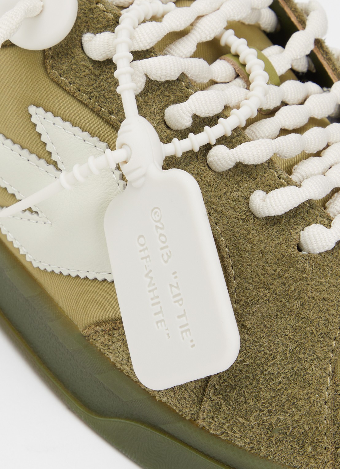 Off-White End Of Play sneaker met details van kalfsleer en suède - detail 4 mosgroen