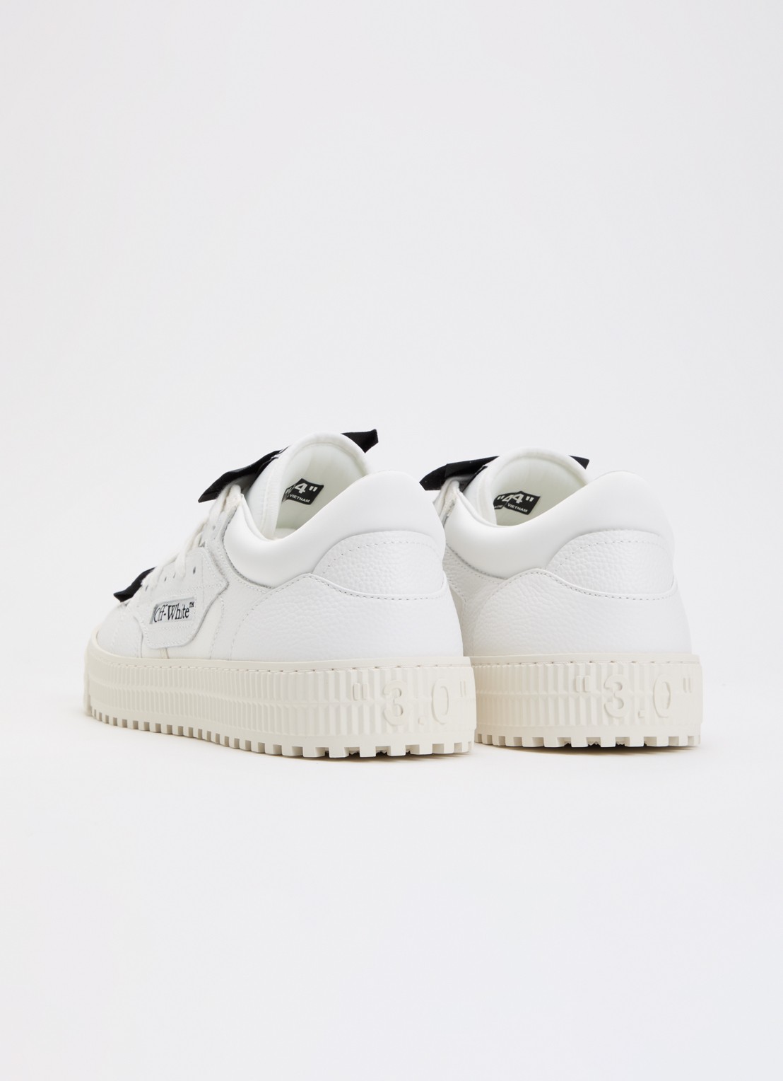 Off-White Low Top 3.0 Off Court sneaker met details van leer - achterkant 6 gebroken wit