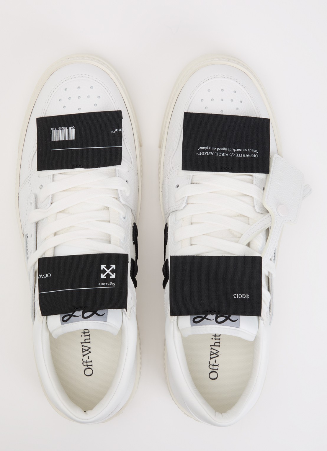 Off-White Low Top 3.0 Off Court sneaker met details van leer - detail 2 gebroken wit