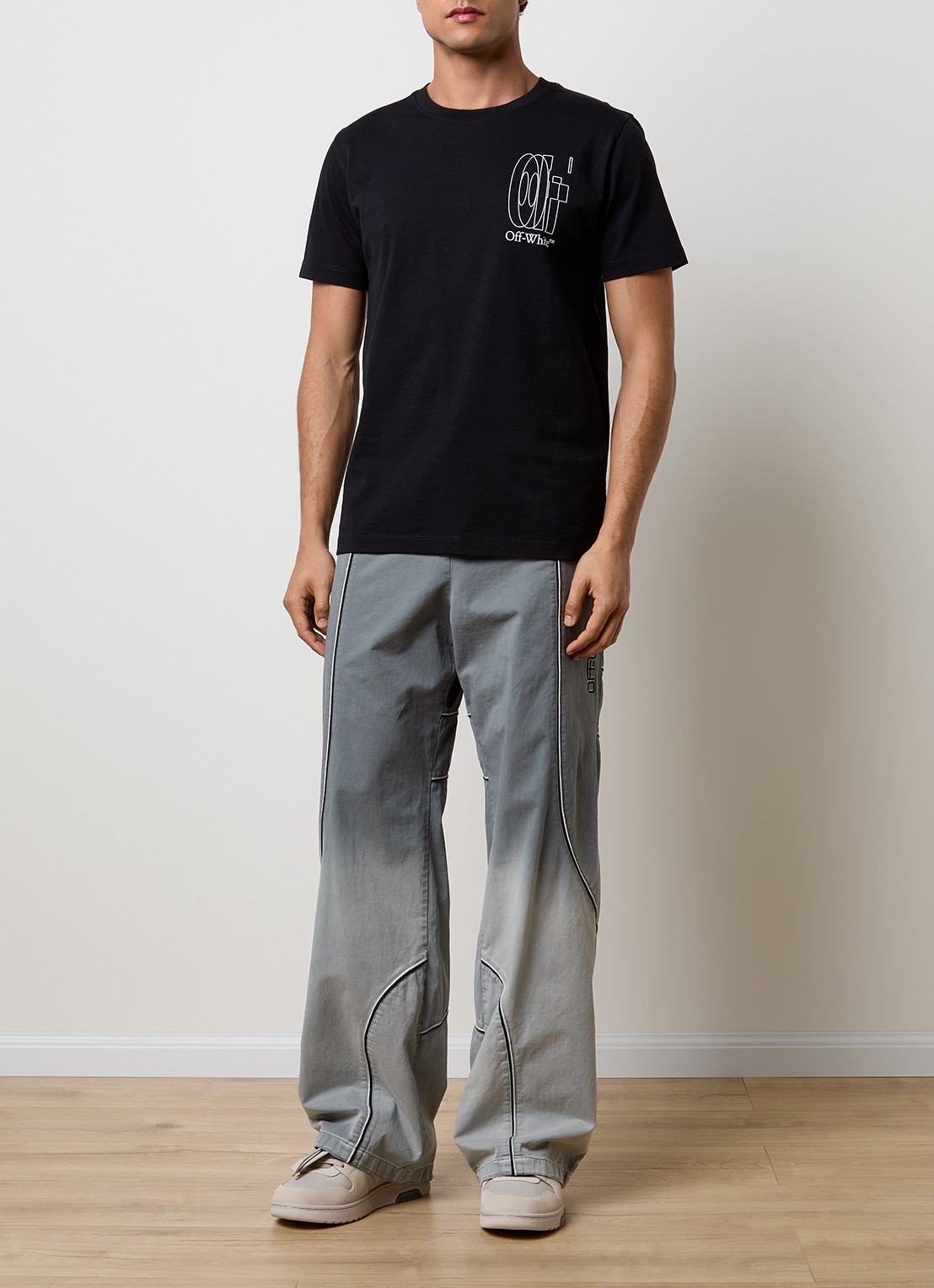 Off-White T-shirt met logo- en backprint - voorkant 2 zwart