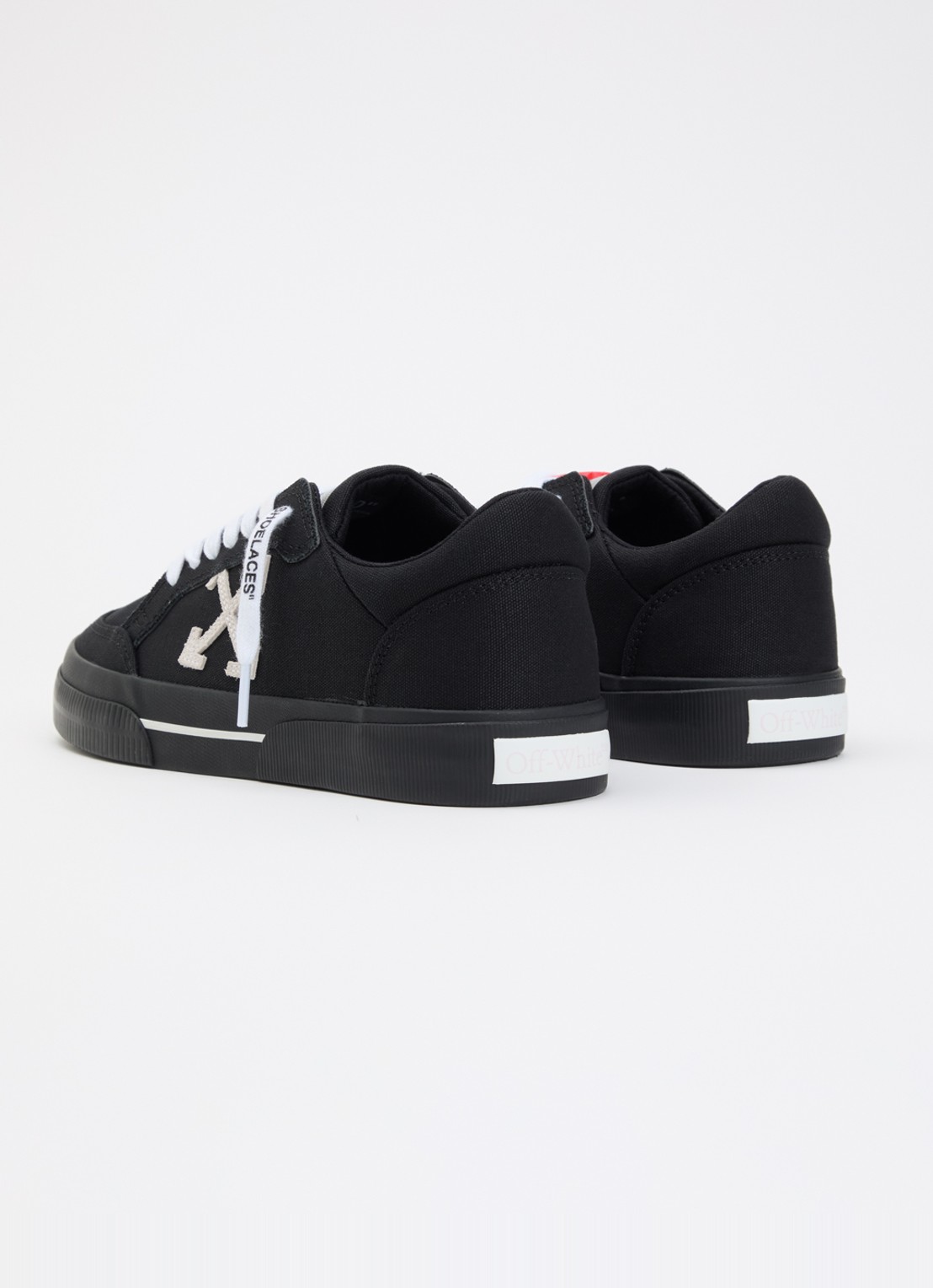 Off-White Vulcanized Low sneaker met logo - achterkant zwart