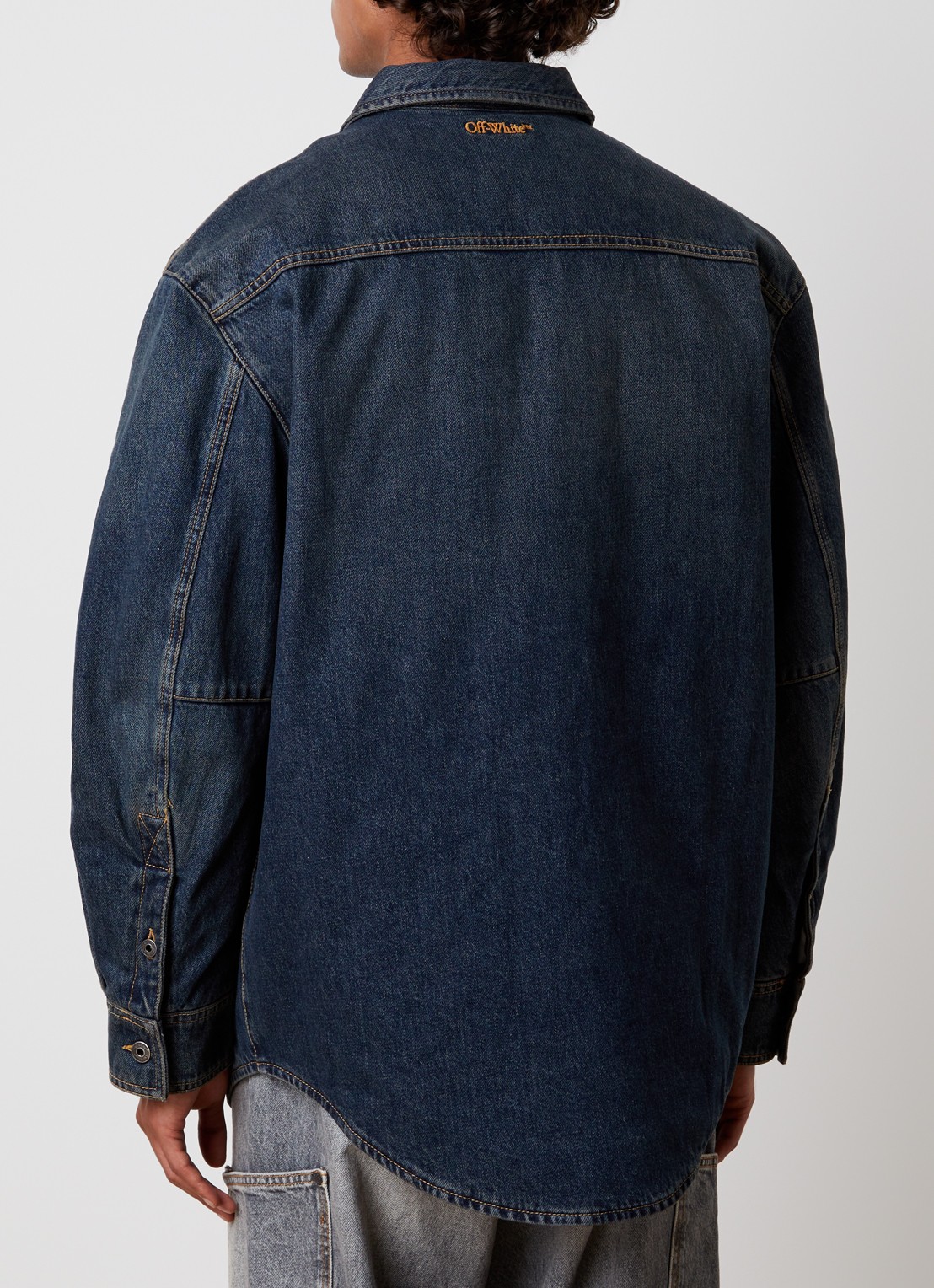 Off-White Workwear comfort fit overshirt van denim - achterkant 6 indigo