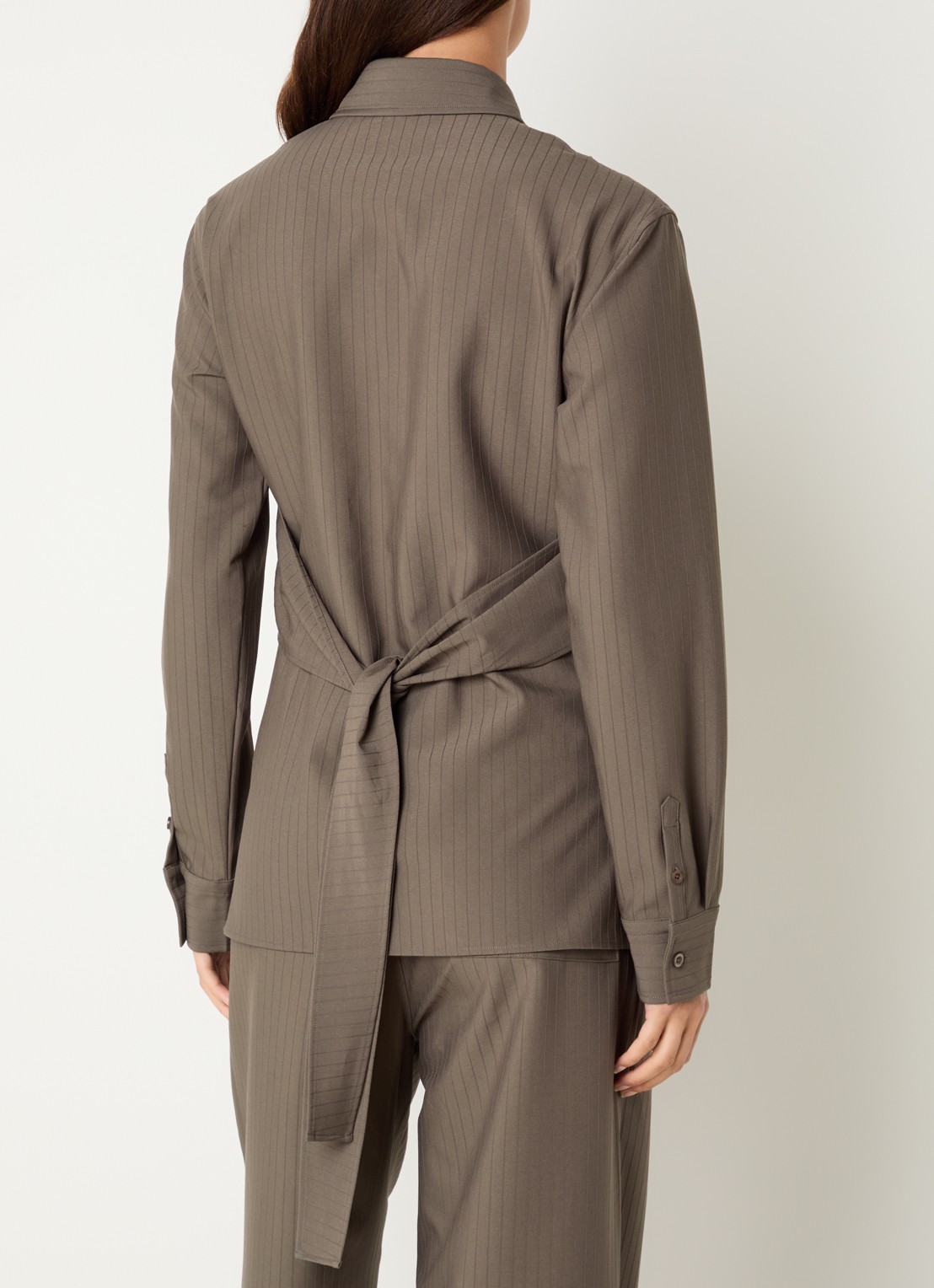 OLAF Blouse met strikdetail - achterkant 4 zand