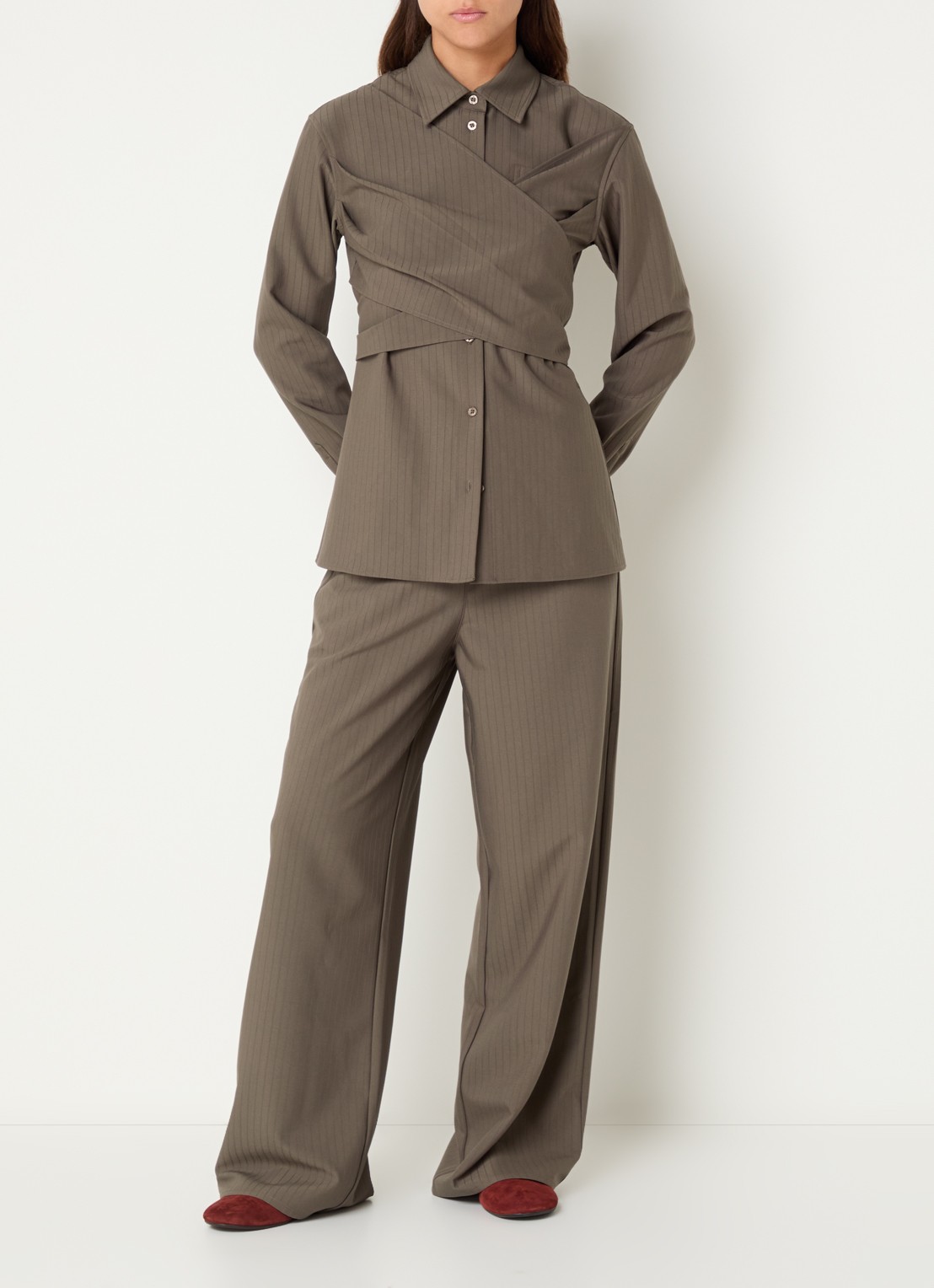 OLAF Blouse met strikdetail - voorkant 3 zand