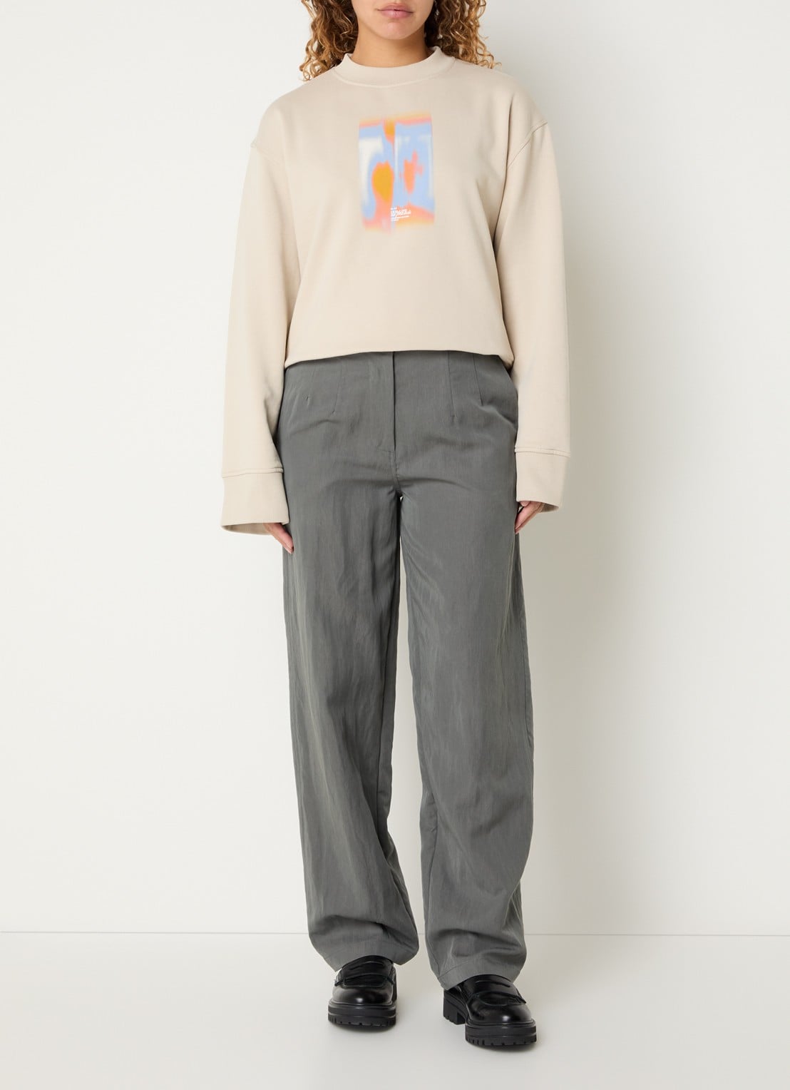 OLAF Brushstroke sweater met print - voorkant 2 donkerbeige