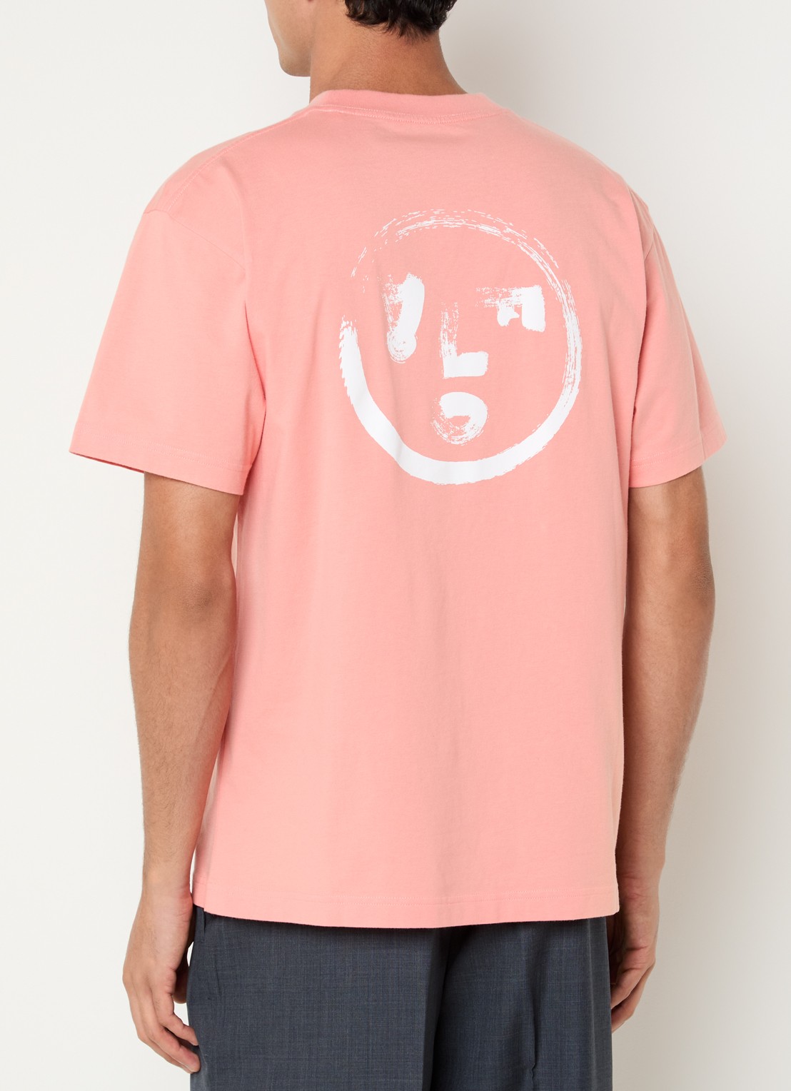 OLAF Brushstroke T-shirt met logo- en backprint - detail 2 koraal