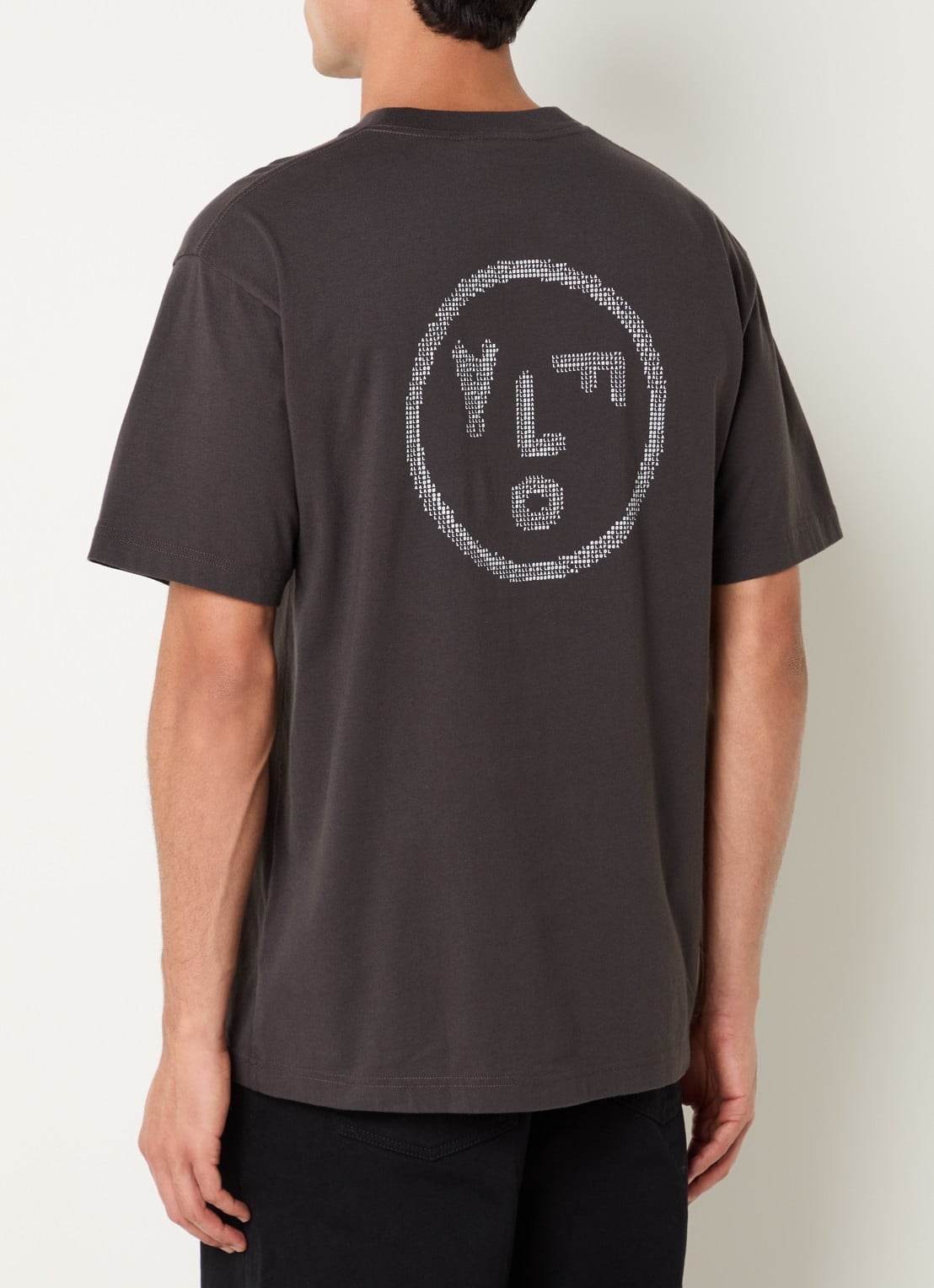 OLAF Crafted Face T-shirt met logo en backprint - detail 4 antraciet