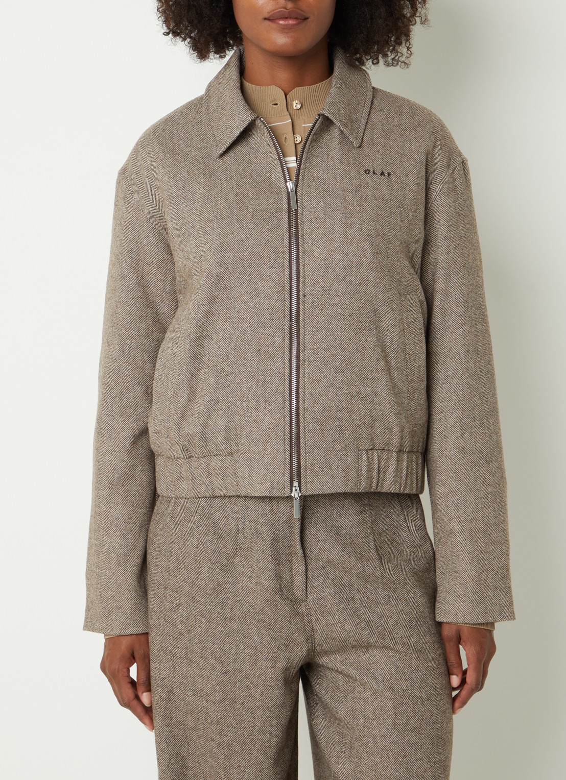 OLAF Cropped jack in wolblend met visgraatdessin - detail 4 taupe