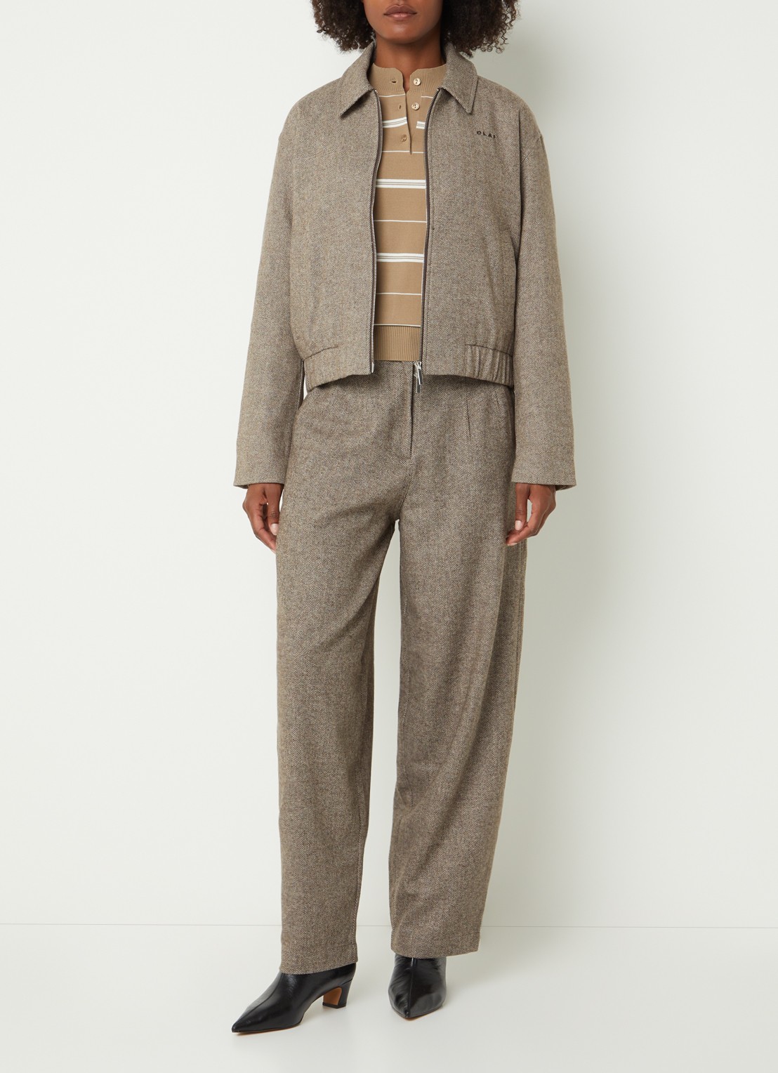OLAF Cropped jack in wolblend met visgraatdessin - voorkant 2 taupe