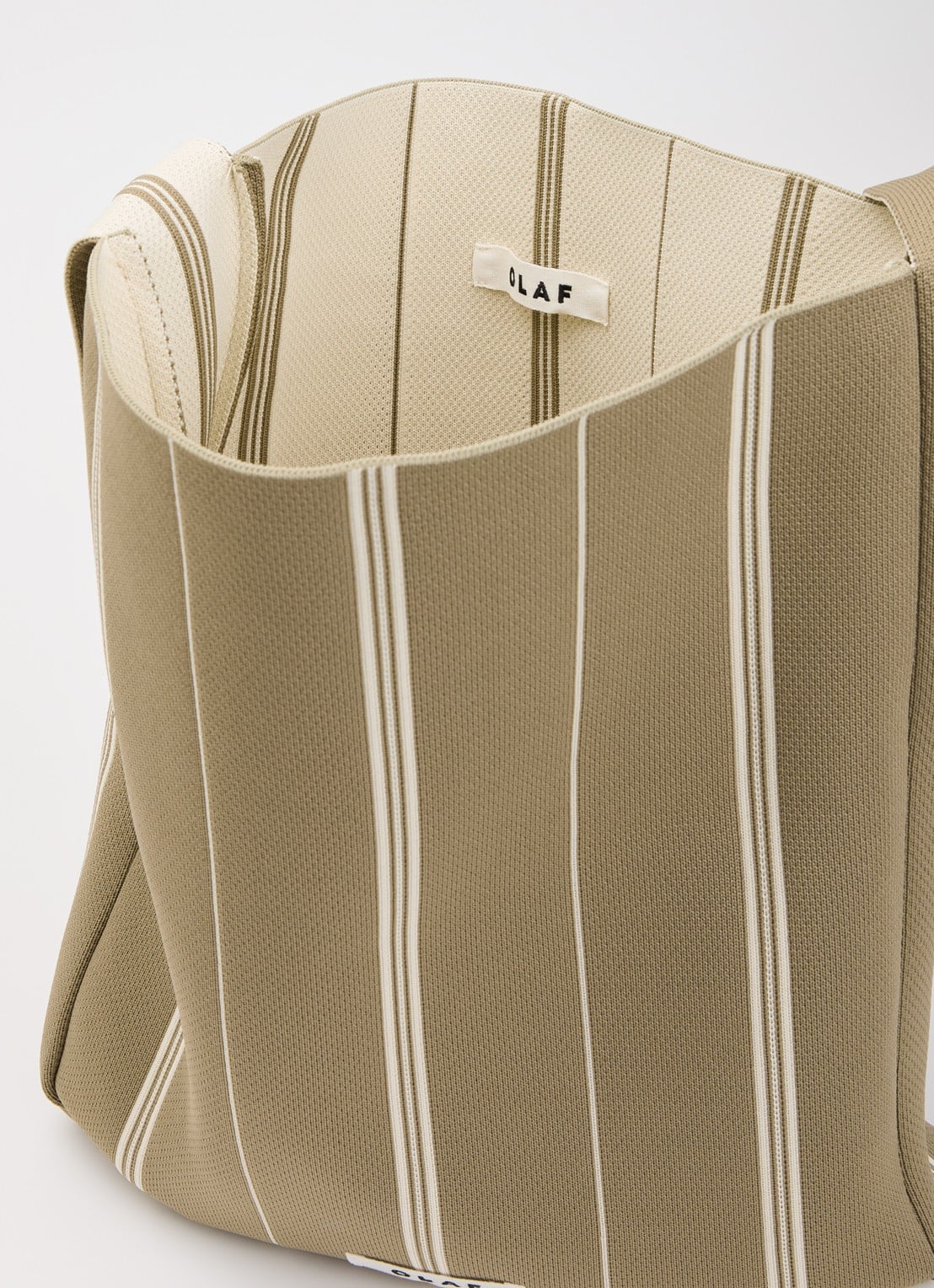 OLAF Crossbodytas met streepprint - detail olijfgroen