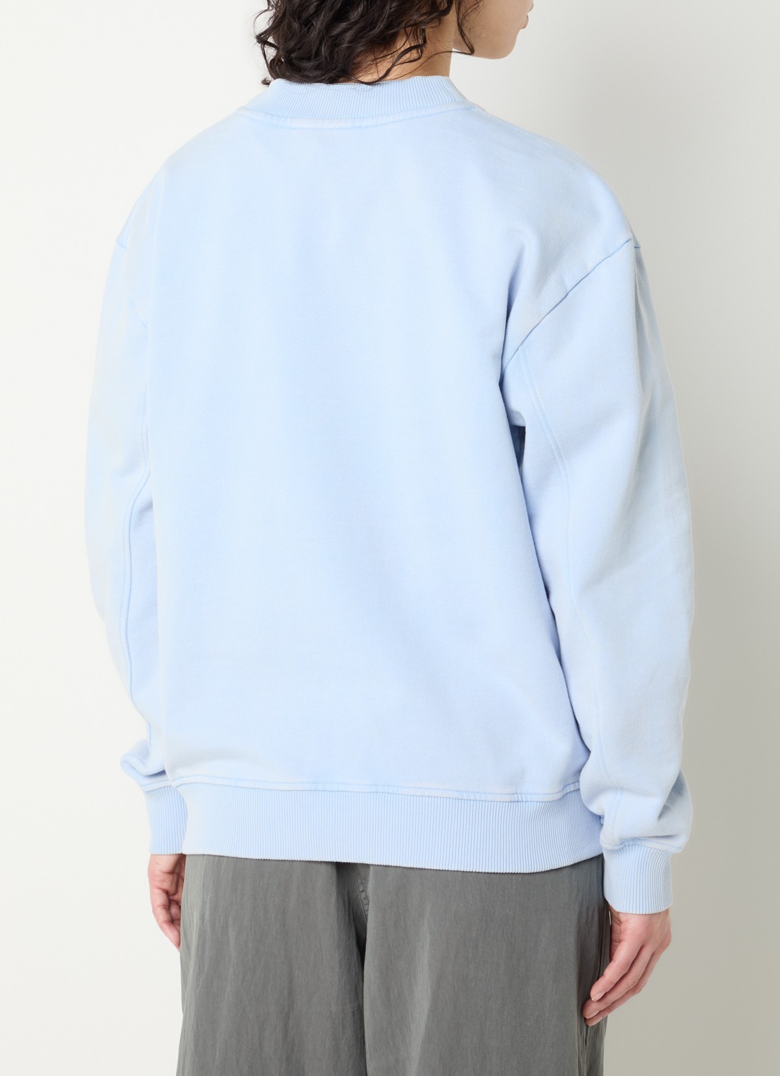 OLAF Essential sweater met logoborduring - achterkant 4 lichtblauw