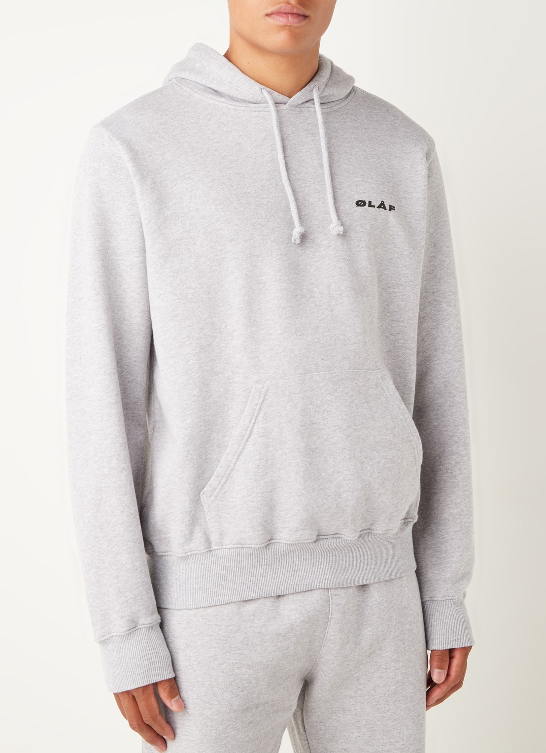 OLAF Hoodie met logo - detail middengrijs