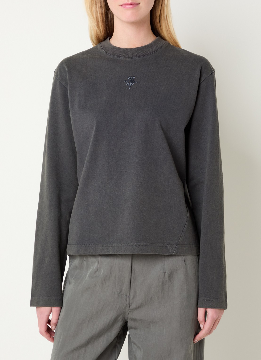 OLAF Long sleeve met logo en ronde hals - detail 4 antraciet
