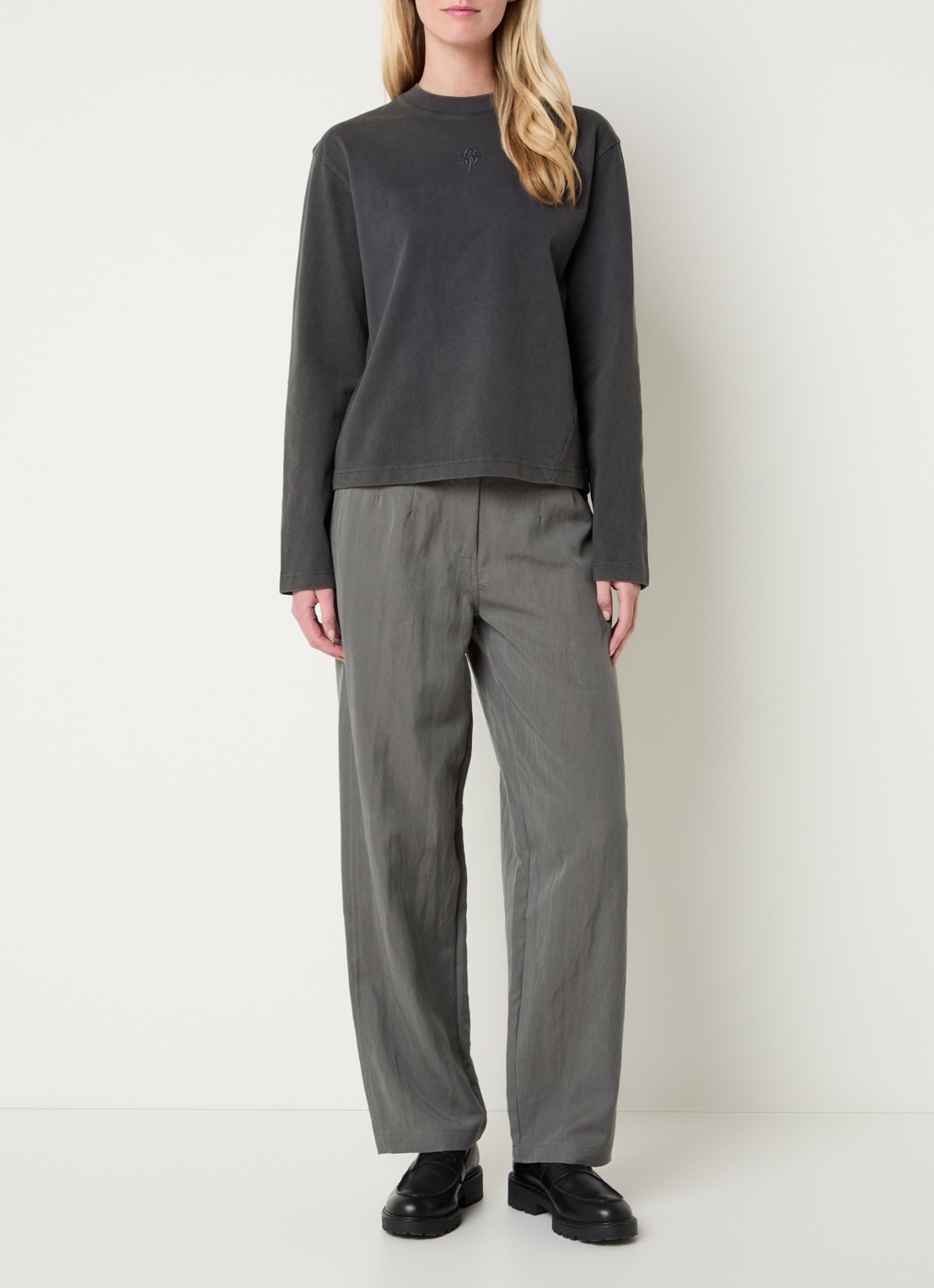 OLAF Long sleeve met logo en ronde hals - voorkant 3 antraciet
