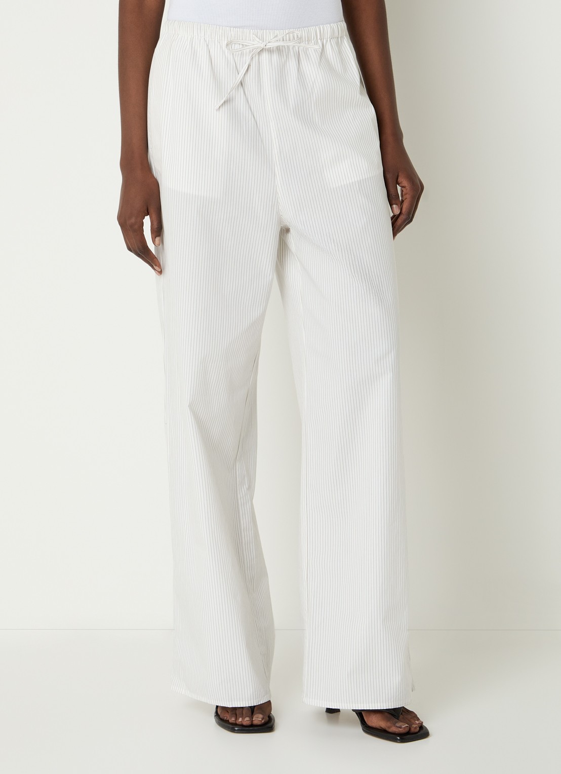 OLAF Mid waist straight fit broek met streepprint - detail 4 wit
