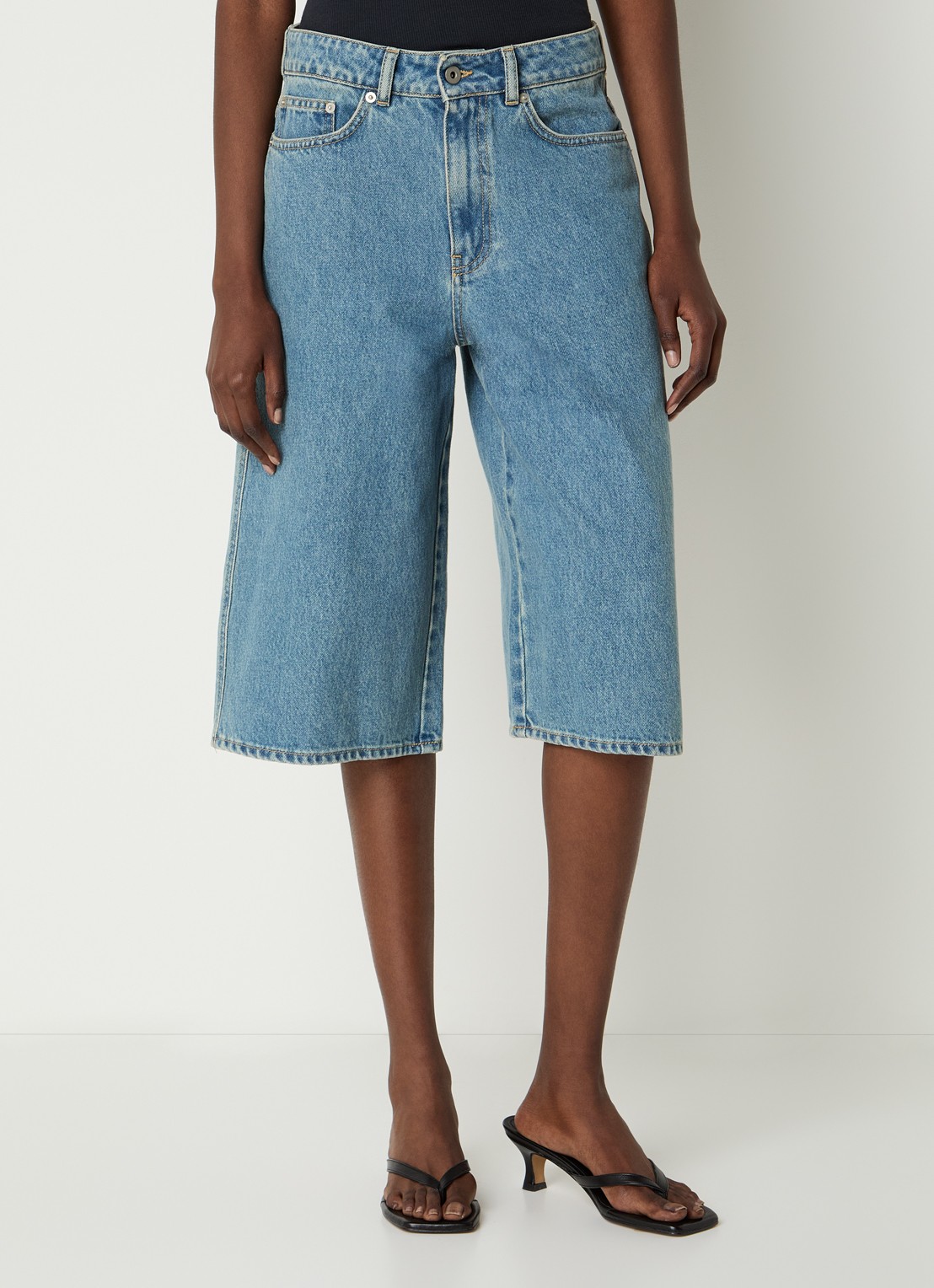 OLAF Mid waist wide leg driekwart jeans met medium wassing  - detail indigo