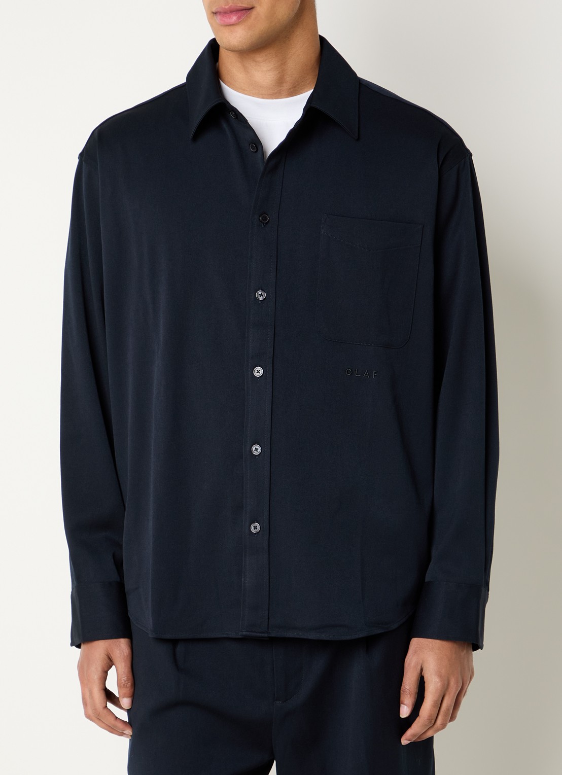 OLAF Oversized fit overshirt in wolblend met logoborduring - detail donkerblauw