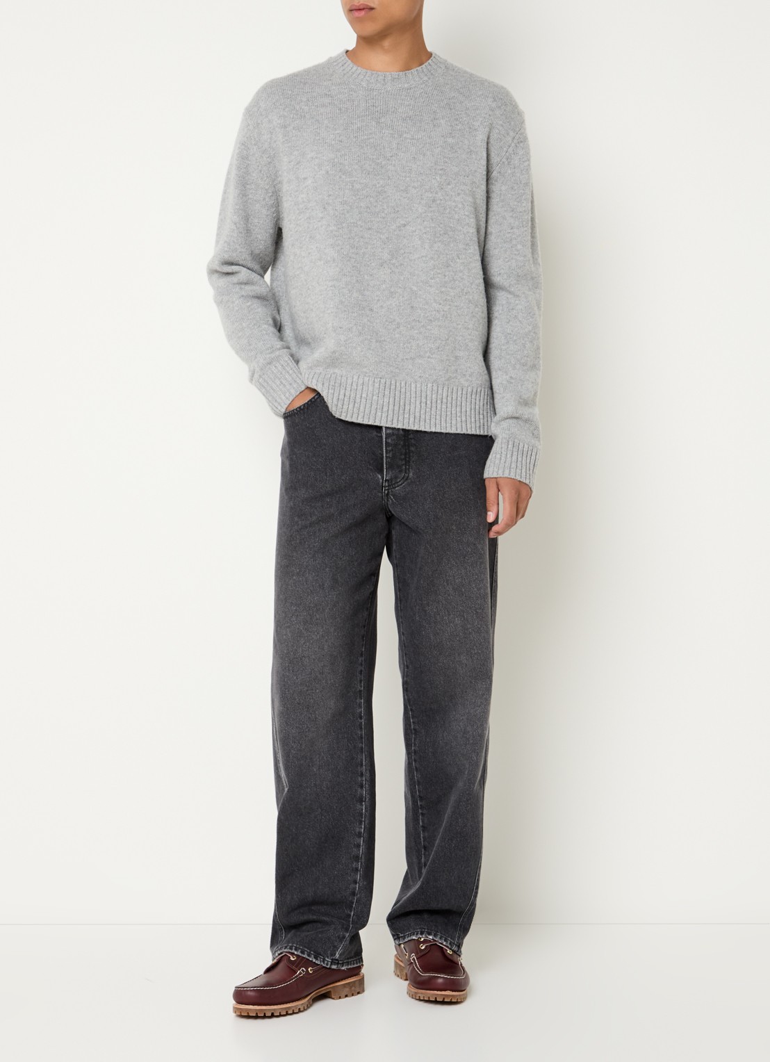 OLAF Straight fit jeans met gekleurde wassing en steekzakken - voorkant 4 zwart