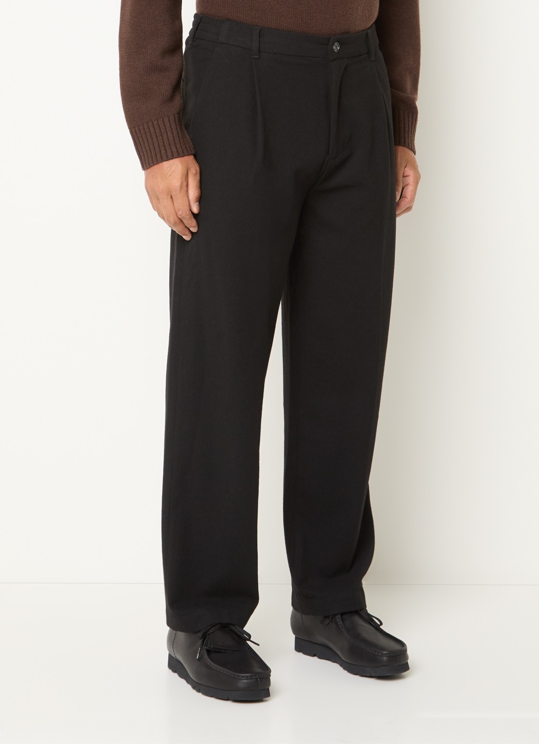 OLAF Straight fit pantalon in wolblend met steekzakken - detail zwart