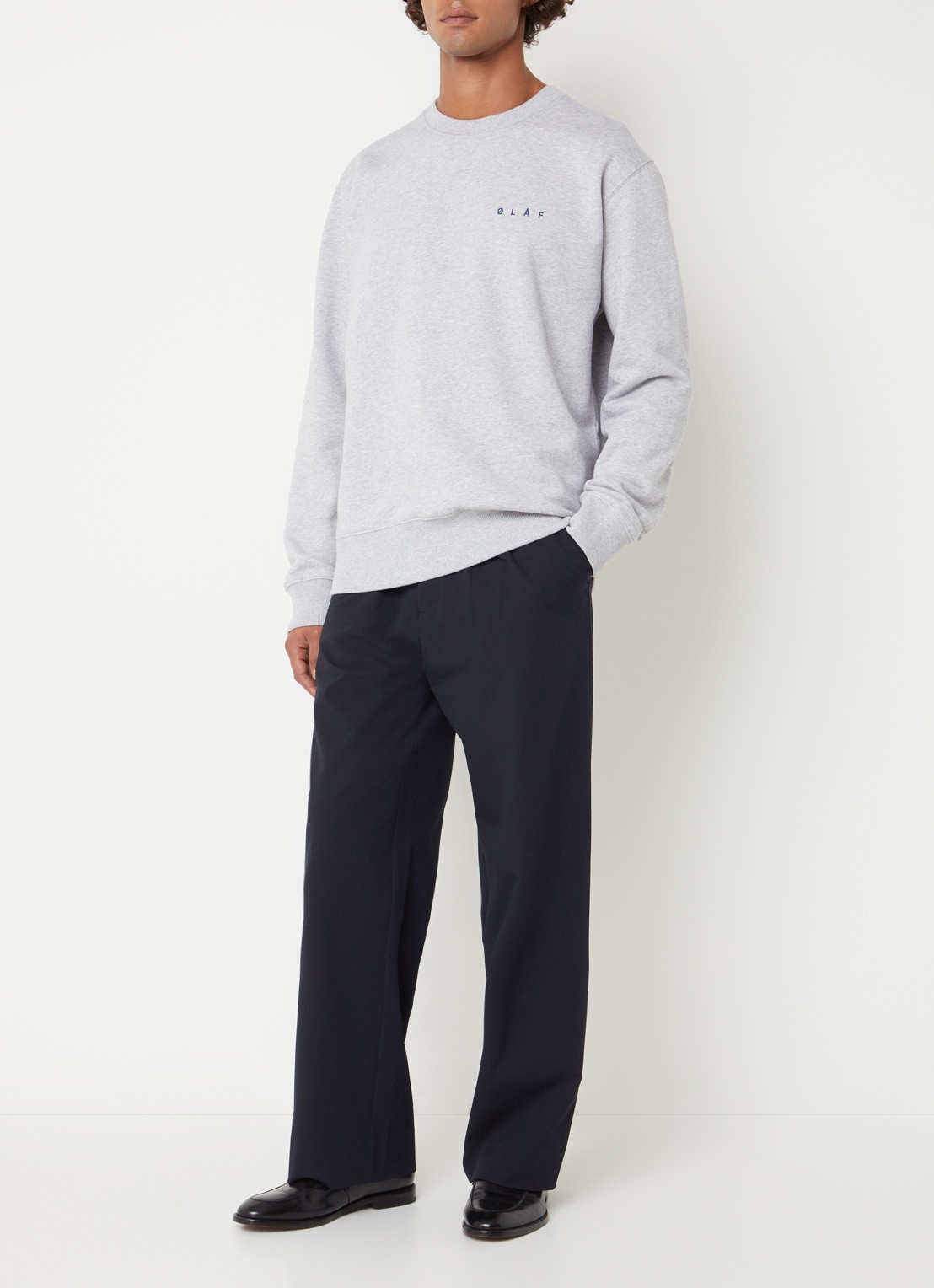 OLAF Sweater met logoprint - voorkant 4 lichtgrijs