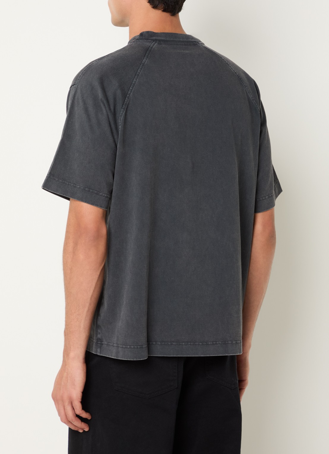 OLAF T-shirt met verwassen afwerking en logo - achterkant antraciet