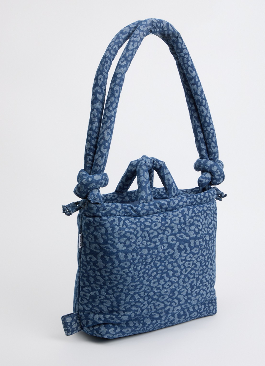 Ölend Ona gewatteerde crossbodytas van denim met panterprint - achterkant 5 indigo