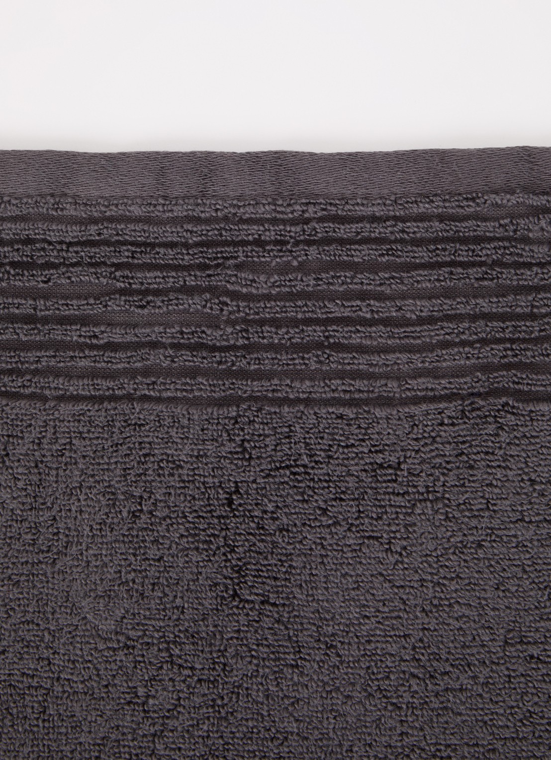 Olivier Desforges Alizee badhanddoek  - 450 gr/m² - 100 x 50 cm - detail 2 antraciet
