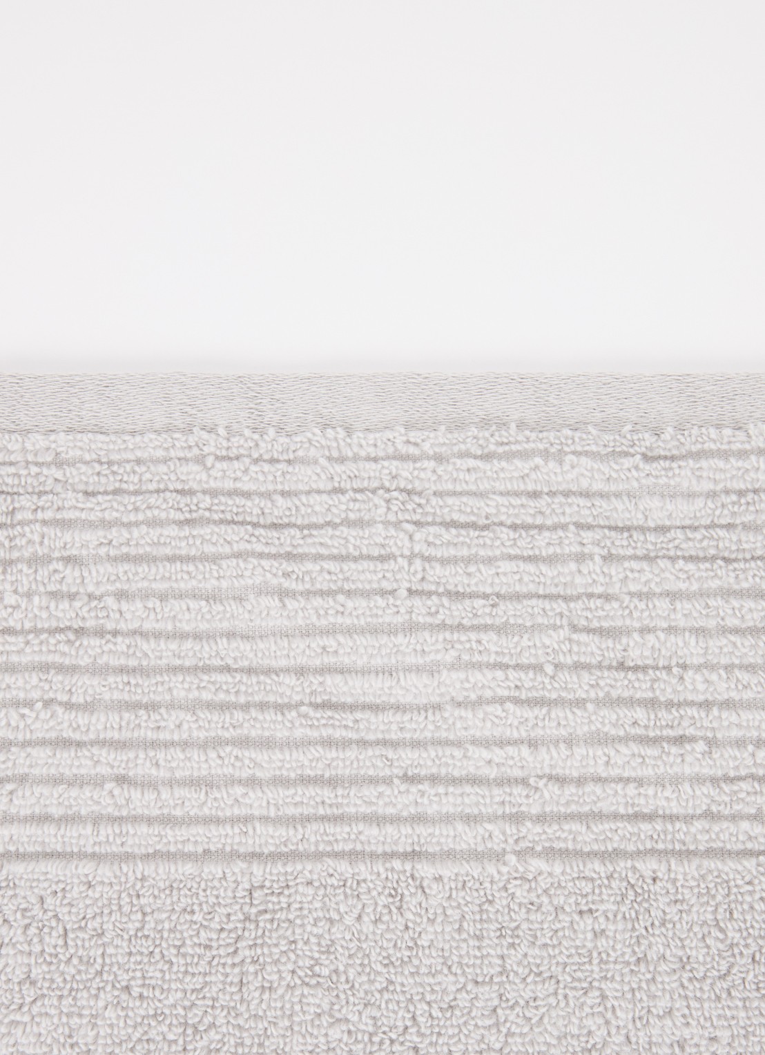 Olivier Desforges Alizee badlaken - 450 gr/m² - 100 x 150 cm - detail lichtgrijs