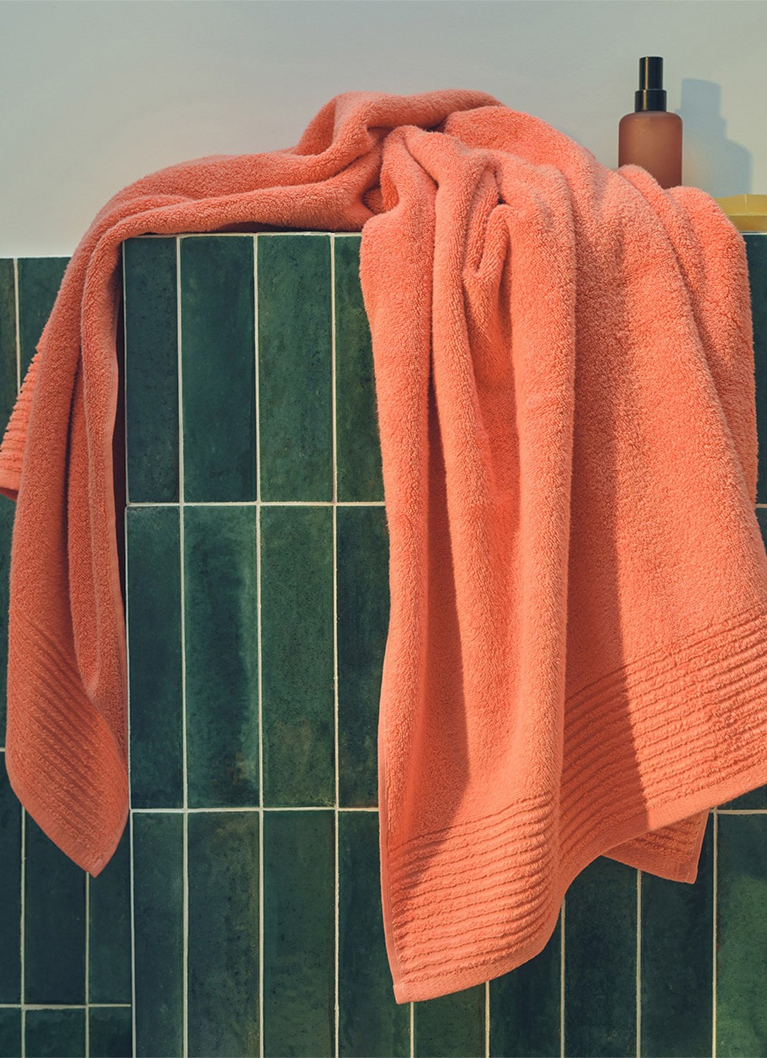 Olivier Desforges Alizee badlaken - 450 gr/m² - 100 x 150 cm - detail 3 oranje
