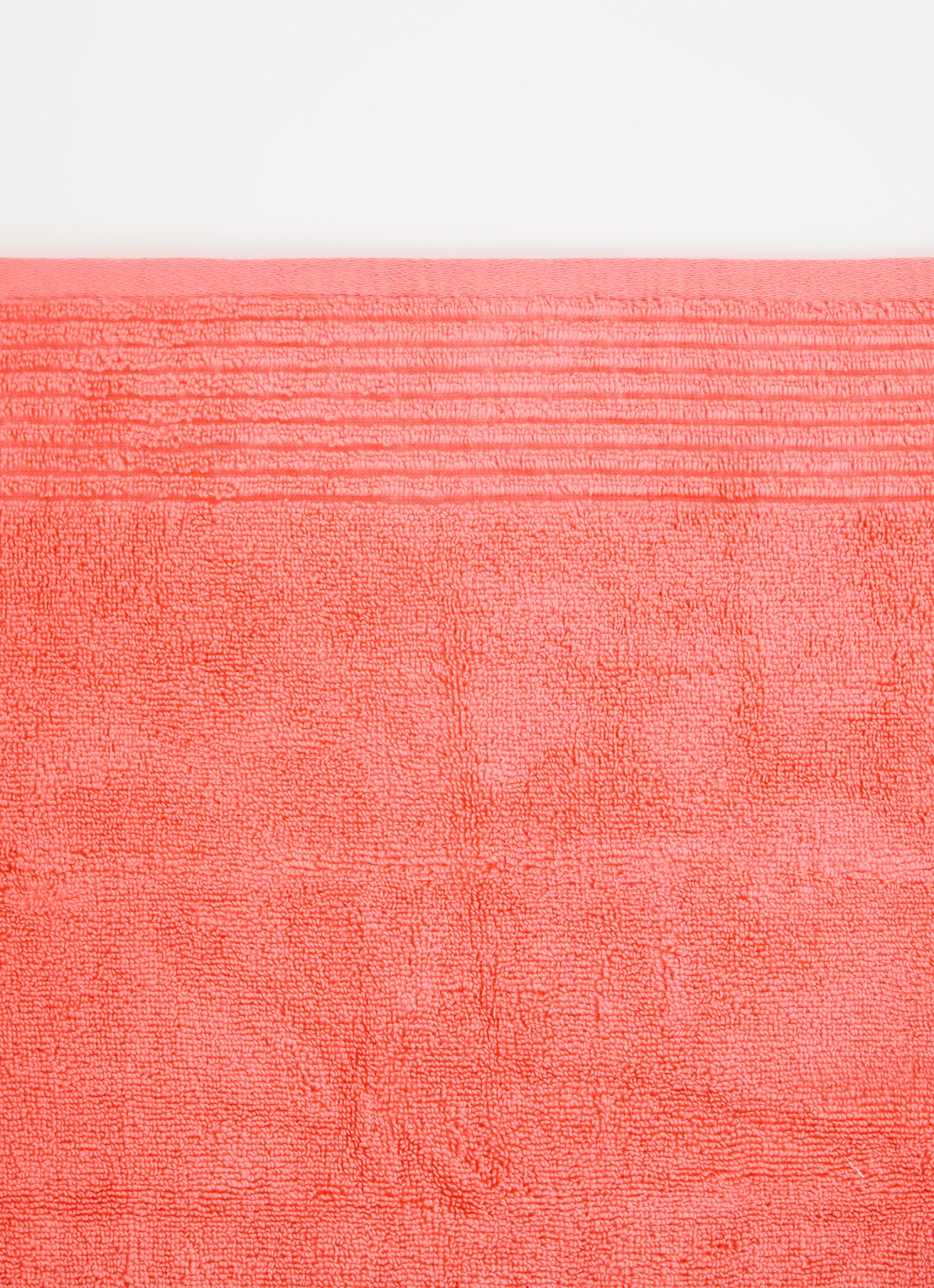 Olivier Desforges Alizee gastendoek - 450 gr/m² - 40 x 60 cm - detail koraalroze