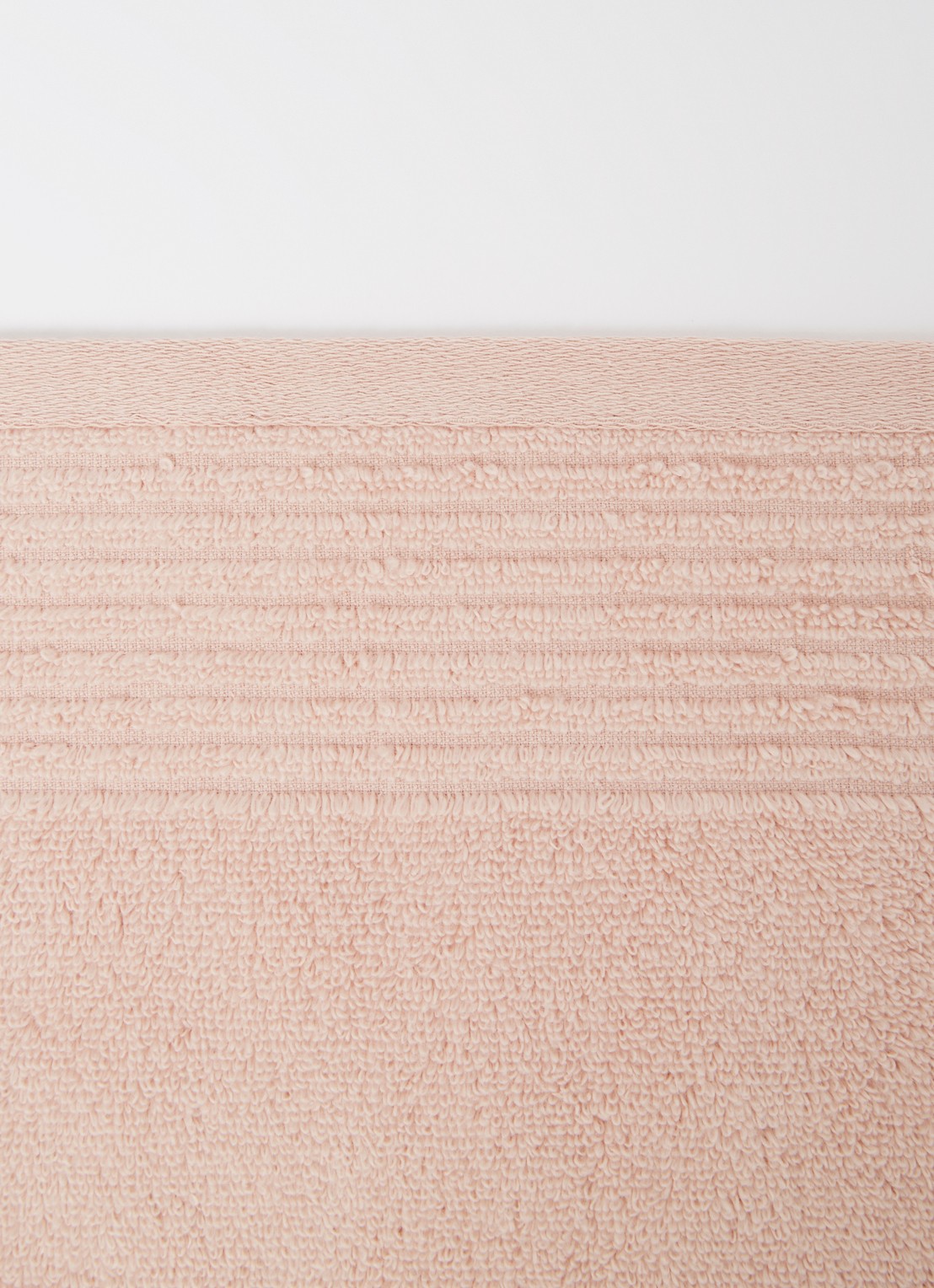 Olivier Desforges Alizee gastendoek - 450 gr/m² - 40 x 60 cm - detail 3 roze